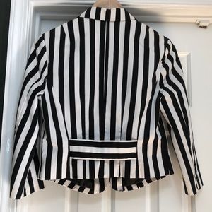 Forever 21 Jackets & Coats - Beetlejuice Style Black & White Pinstriped Jacket Forever 21 Jackets & Coats - Beetlejuice Style Black & White Pinstriped Jacket